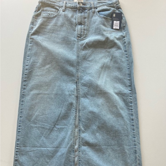 NWT Women's Universal Thread High-Rise Denim Maxi Skirt Size 12 (L) - Picture 1 of 7